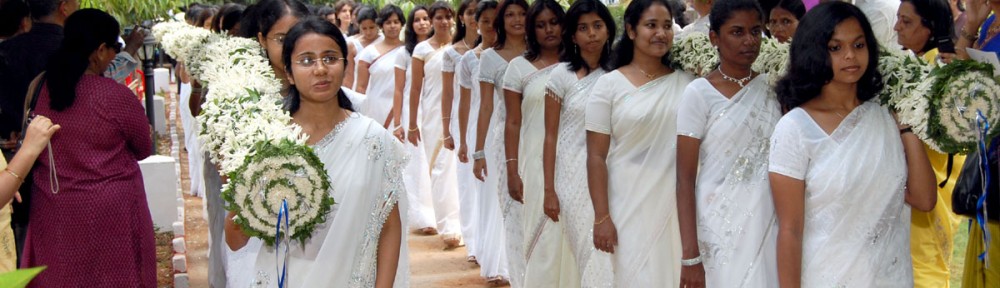 Students with Jasmine Chain